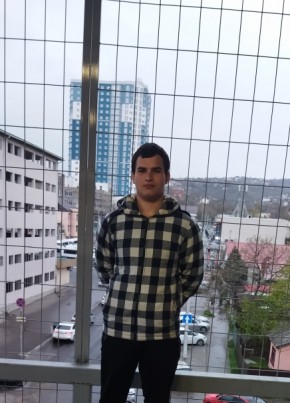 Artem, 23, Russia, Novorossiysk