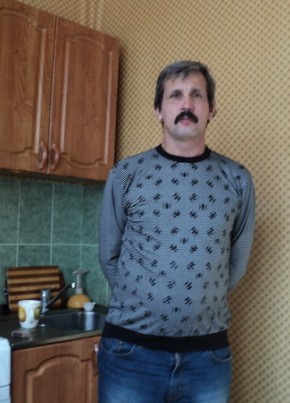 Александр, 60, Россия, Воронеж