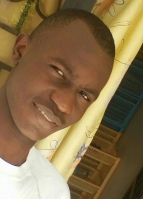 Haivoj sharif, 23, Uganda, Mbale