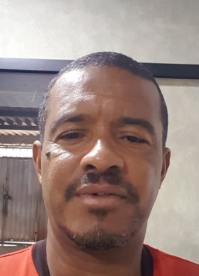 Keliton Alves de из Brasília 49 лет
