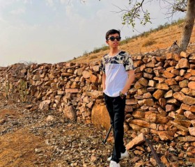 Krish, 19 лет, Ahmedabad