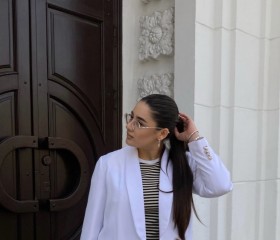 Kamila, 30, Baku