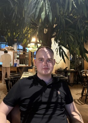Dmitry из Ульяновска 23 года