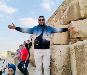 احمد, 18, Sharjah