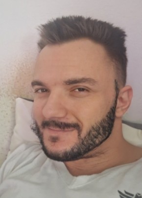 Tomas из Nitra 33 года