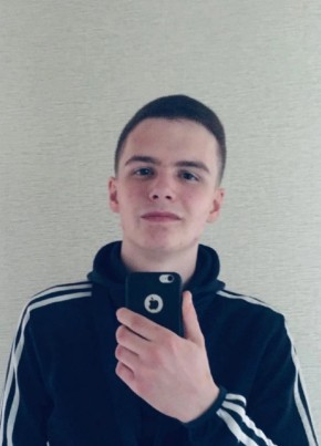 Maksik 😎, 25, Россия, Зуевка