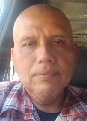 Omar Hernández, 44, República de Guatemala, Chiquimula