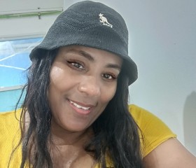 La reina, 43, Santo Domingo