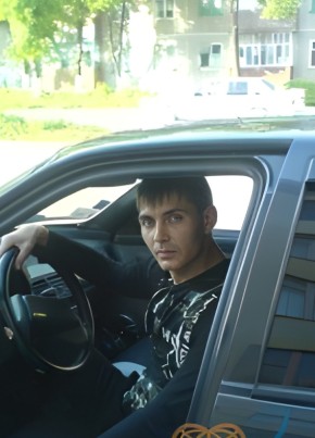 Максим