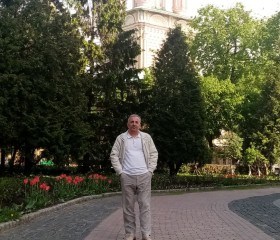 Пётр, 65 лет, Москва