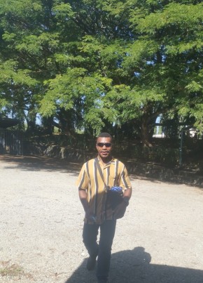 Samey, 19, Fiji, Suva