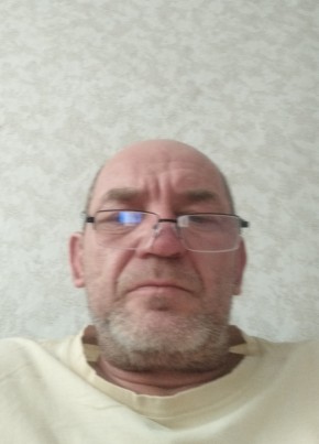 Вячеслав из Кизляра 53 года