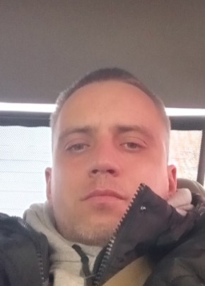Denis, 33, Russia, Pskov