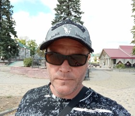Vitaliy, 43, Luhansk