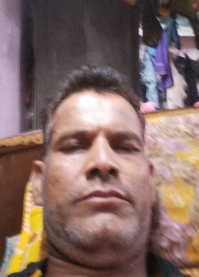 Haroon Shaikh, 46, India, Mumbai