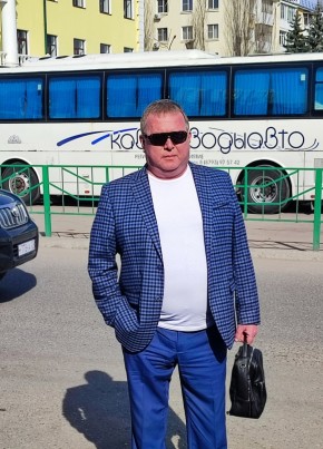 Владимир из Пятигорска 46 лет