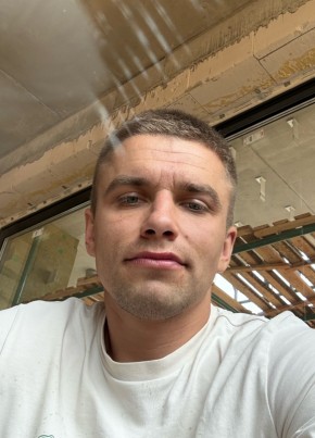 Михаил из Нахабино 31 год