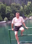 Игорь, 58 лет, Волгоград