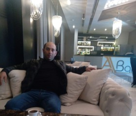 Artur Sardaryan, 35, Armavir