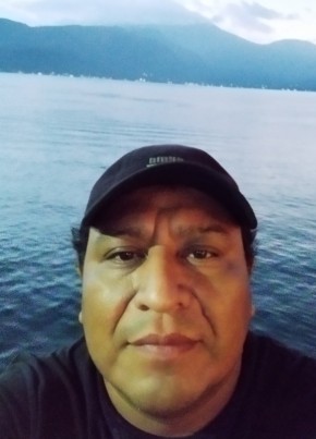 Manuel, 43, República de El Salvador, San Salvador