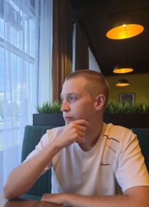 Никита из Новочебоксарска 21 год