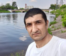 Sirozhiddin, 48, Moscow