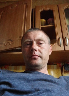 Кирилл из Хабаровска 41 год
