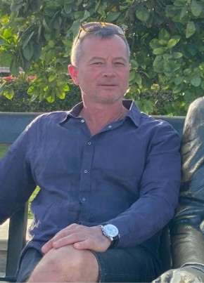 Андрей из Саратова 55 лет