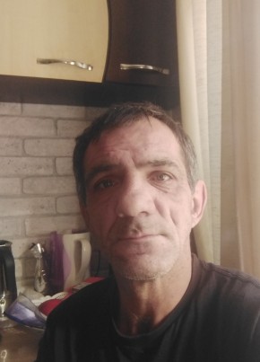 Marius, 38, Romania, Oţelu Roşu
