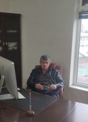 Гаирбек из Кропоткина 58 лет