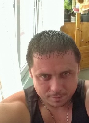 Александр, 41, Россия, Кабардинка