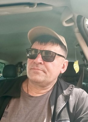 Александр из Медвежьегорска 18 лет