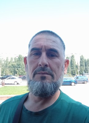 Сардар из Воронежа 46 лет