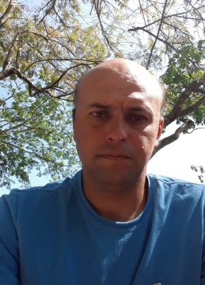 Paulo Torres, 37, República Federativa do Brasil, Curitiba