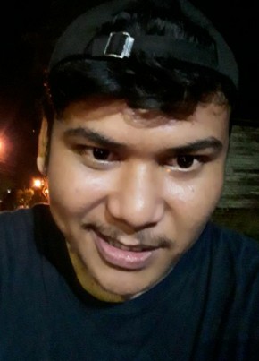 Boy, 22, Indonesia, Djakarta