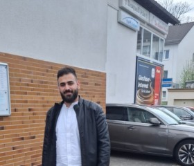 Shade, 25, Ibbenburen