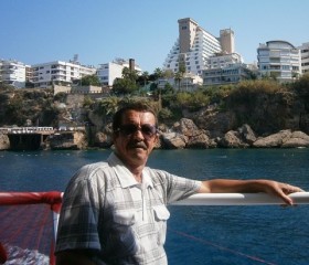 oleg, 56, Novotroitsk