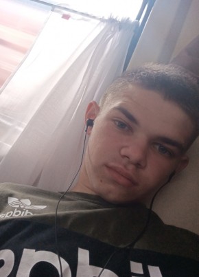 Владимир, 18, Россия, Брянск