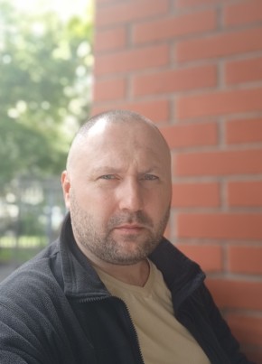 Сергей из Москвы 42 года