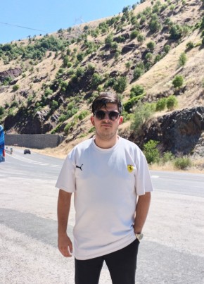 Alperen из Elâzığ 19 лет