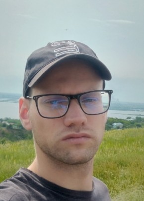 Ivan, 28, Russia, Saratov