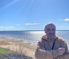 Den, 60, Samara