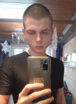 Олег, 22 года, Псков