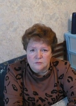 Лариса, 73, Россия, Санкт-Петербург