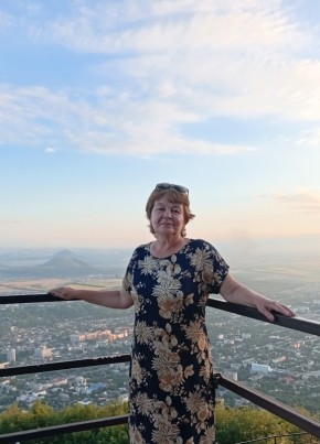 Наталья из Новочеркасска 60 лет