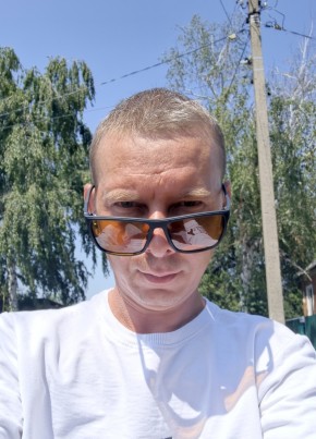 Максим из Новошахтинска 36 лет