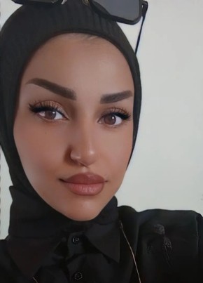 Nabila Nadia, 31, United Arab Emirates, Dubai