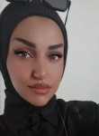 Nabila Nadia, 31, Dubai