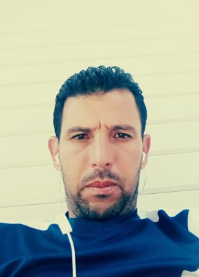 Djamel, 43, People’s Democratic Republic of Algeria, Constantine