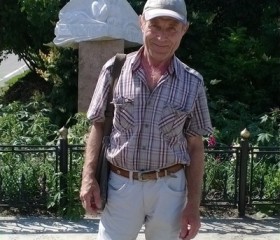 Валентин, 69 лет, Казань